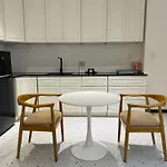 Noma Living - Apartment With Working Space For Nomad