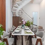 Entire 5-6Brs House In Saigon Centre