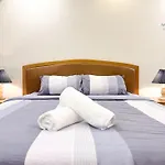Lynhapartment Free Pool Near Tsn Airport Spacious