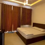 Nha Nguyen Can Full Noi That