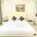 Win Hotel & Apartment