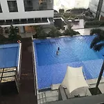 Republic Hotel Bb