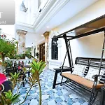 Grad Ly Ly Hotel 2