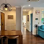 Luxury 2-Bedroom Apartment With Gym, Pool, Park