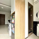 201 Lakeview Homestay