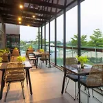 Ibis Saigon South