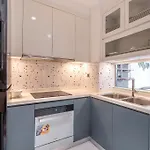 Vinhomes Landmark Luxury Apartment Since 2025