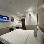 Dong Nhu Hotel