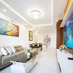 2 Bedroom Apartment - Free Pool 19 Floor - Sunrise City North - D7