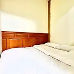 Nice 2Br Apart Private Kitchen At 2Nd Floor Near Canal