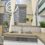 Cozy Studio In Phu Nhuan District Near District 1