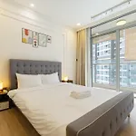 Vinhomes Central Park Collection IX By Elevate