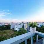 Can Ho Studio Sat San Bay