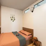 Hn Homes - Can Ho 2 Phong Ngu Day Du Noi That, View Song Duong Hoang Sa, Quan 1