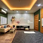 Darlington Home 103