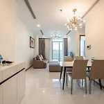 Vinhomes Central Park - Serviced Apartments