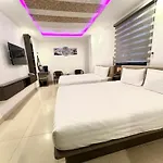 Boss Palace Hotel Q3 - By Bay Luxury