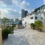 Luxury 5 Bedroom Townhouse In The City Centre
