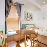 Saigon Royal - The Tropical Studio - D4 - Hana Apart