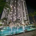 Saigon Riverside Complex D7