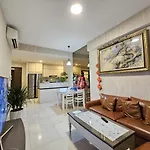 Mina Home