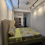 Nana House