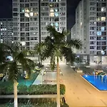 Cozy 3-Br In The Center Of District 7