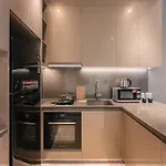 Marq District 1 Elite Apartel By Ssens
