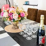 Kn 2 Villa - Venuestay