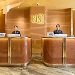 Kin Hotel Ly Tu Trong