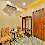S79 Hotel T68