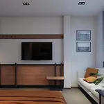 Metrolux City Contemporary Hotel