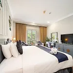 Sabina Residence - Stellar Boutique Hotel