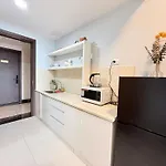 Saigon Home Apartment - Infinity Pool