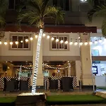 Bizo Diamond Hotel