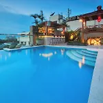 A&Em Signature Hotel