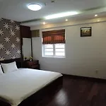 Alupoint Hotel