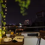 An Corner