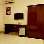 Nhat Van Hotel