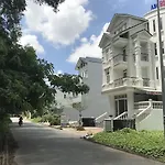 Abc Hotel