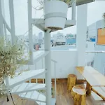 Jan Hostel
