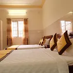 Spring Hung Anh Hotel