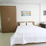 Smile Apartment 10