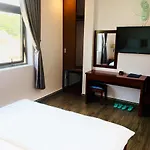Queen Victoria Hotel
