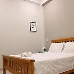 Long Hostel