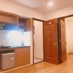 Crown Apartment