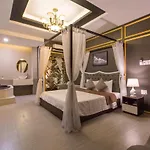 Moc Lan Hotel