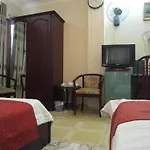 Tan Hoang Long Hotel District 5
