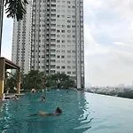 Sunrise City - 5 Star
