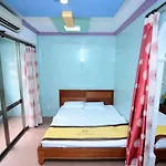 Le Ai Hotel